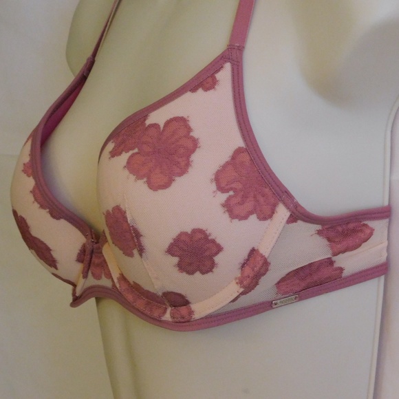 Victoria's Secret PINK Lightly Lined Racerback - Picture 1 of 3